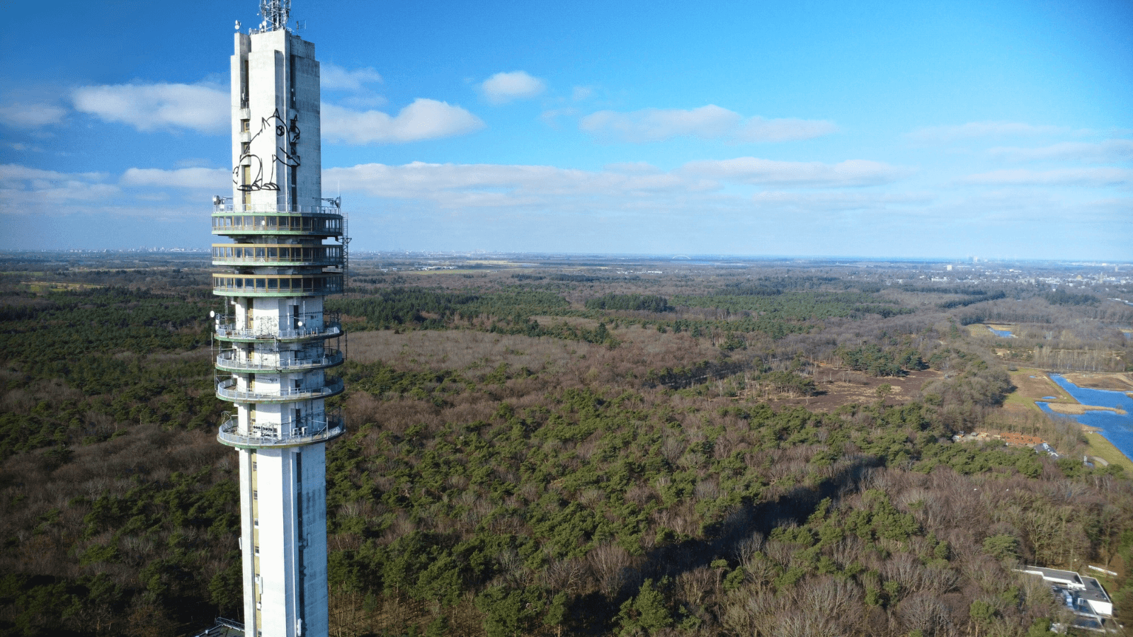 Drone foto Hilversum Televisietoren